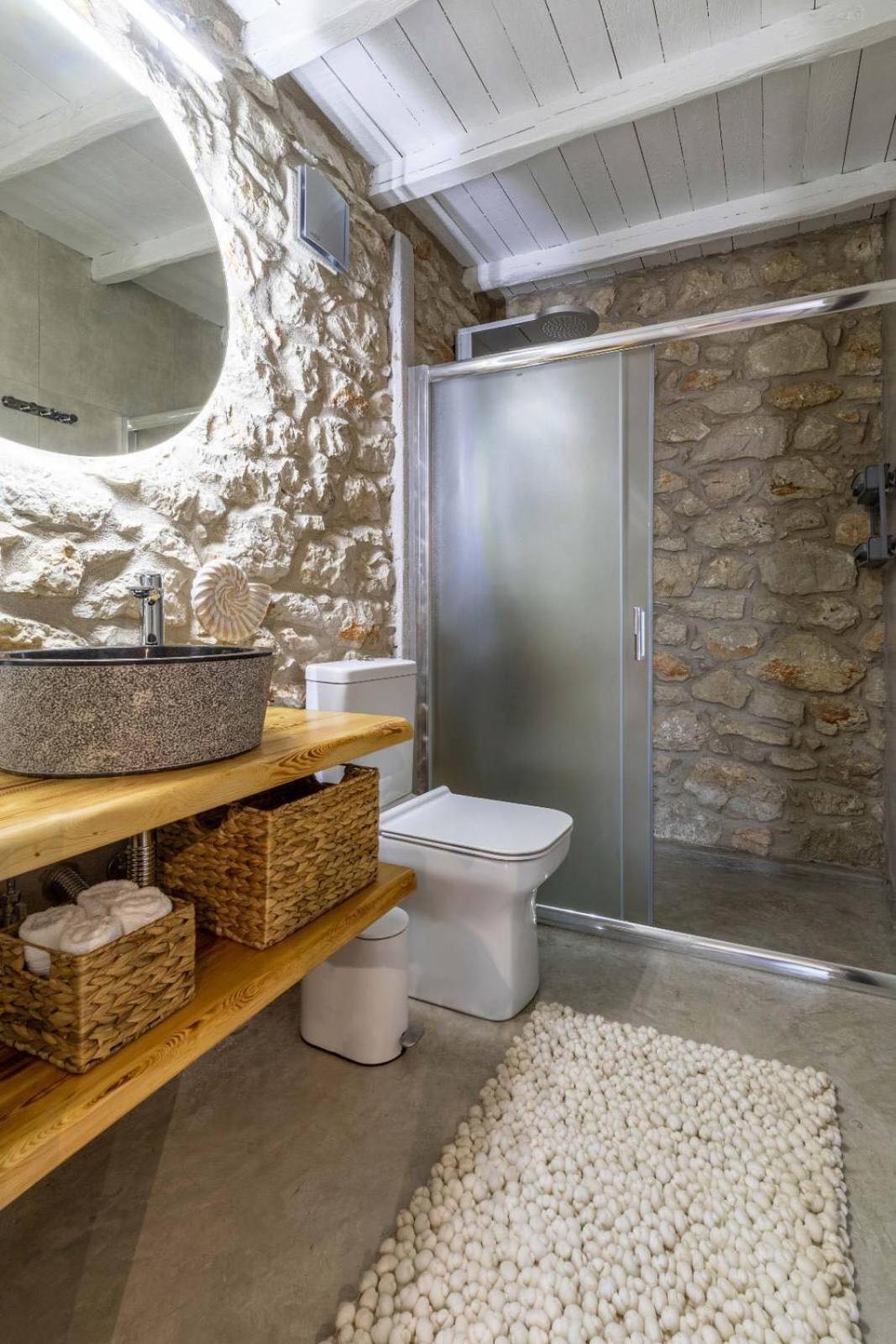 Vivari Stone House エクステリア 写真